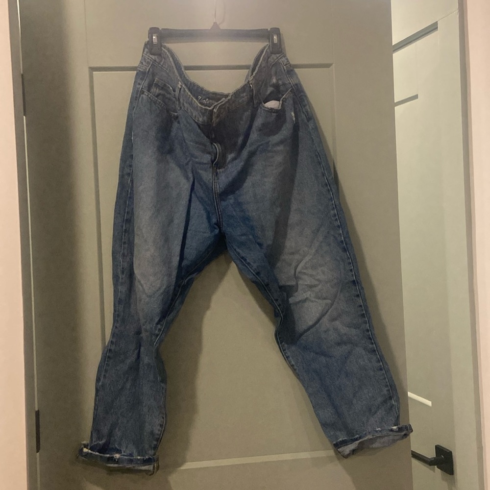 Plus size boyfriend jeans